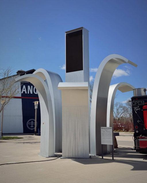 Sculpture in front of the Event Center on the Minnesota State Fairgrounds. It’s called the Minnesota Corn Fairstalk. #publicart #mnstatefair